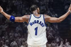 TheShy爆冷击败湖人，关键助攻引爆全场！